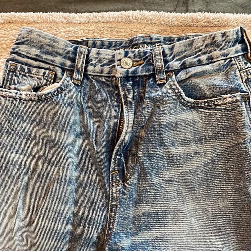 American Eagle Acid Wash Mom Jeans - Picture 2 of 4